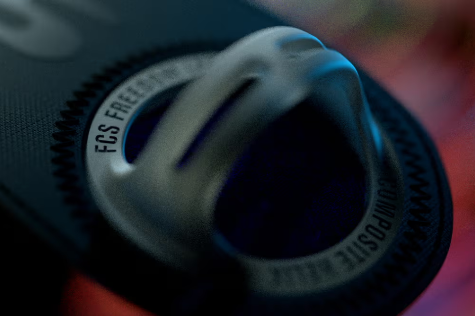 THE LIGHTEST LEASH YET