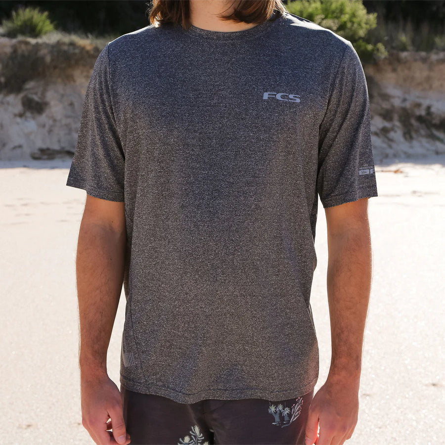 MEN'S SHORT SLEEVE UV SURF TEE